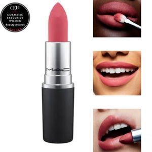 MAC A Little Tamed POWDER KISS LIPSTICK